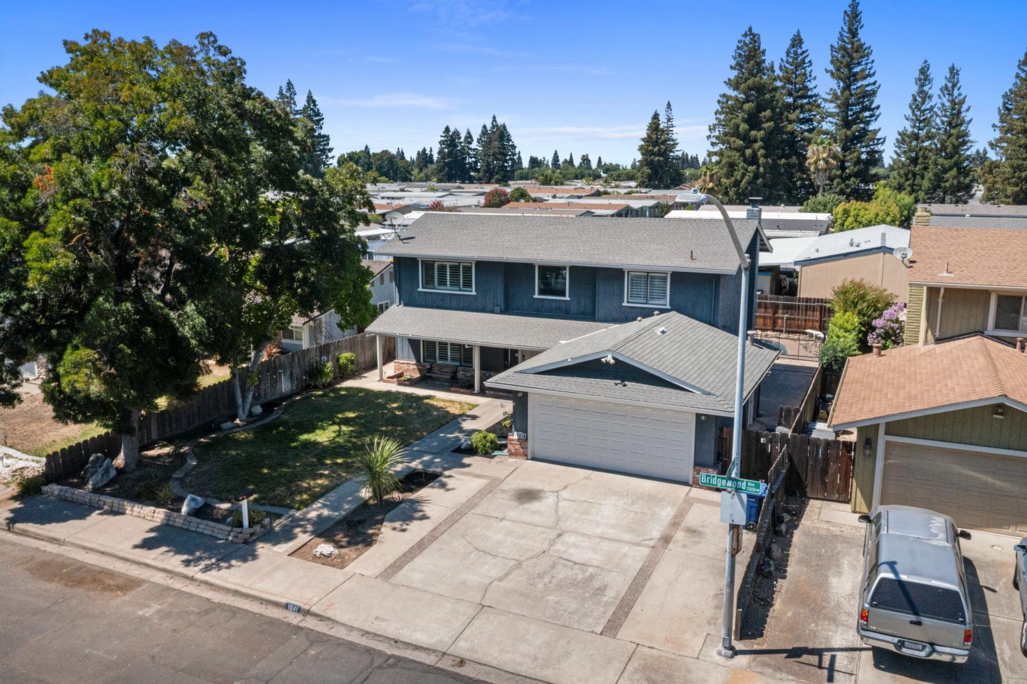 1941 Bridgewood Way Modesto, CA 95355 - Photo 38 of 44