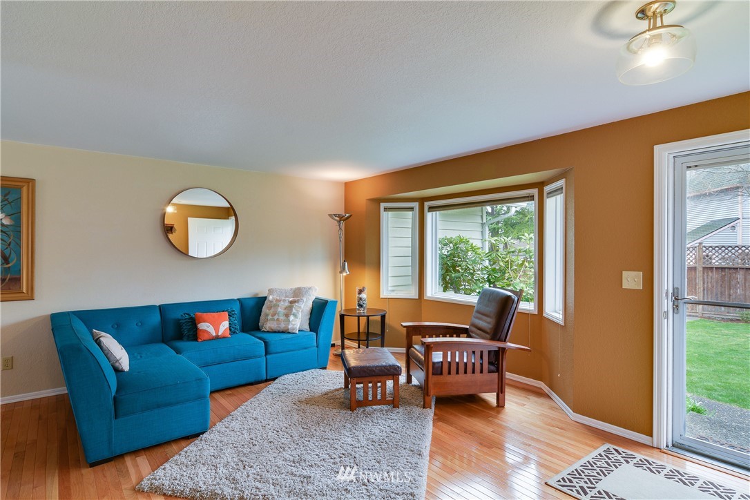 23408 19th Drive Southeast Bothell, WA 98021 - Photo 3 of 25 Gallery Image 3