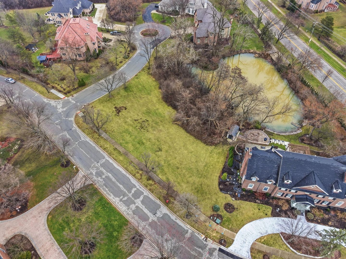9045 Turnberry Drive Burr Ridge, IL 60527 - Photo 7 of 14 a view of swimming pool with a yard