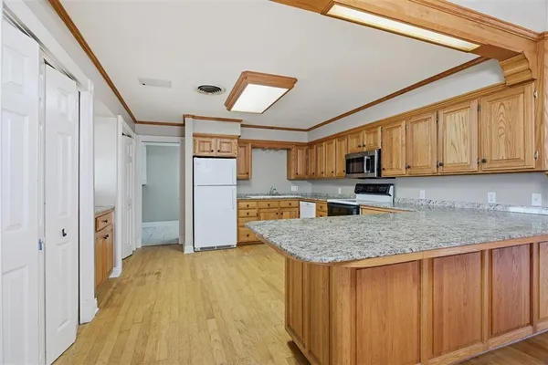 $275,000 | 1712 Charles Drive, Lake Charles, LA 70605