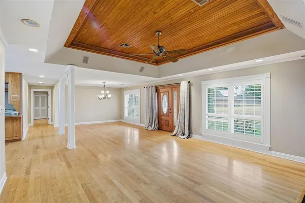 $275,000 | 1712 Charles Drive, Lake Charles, LA 70605