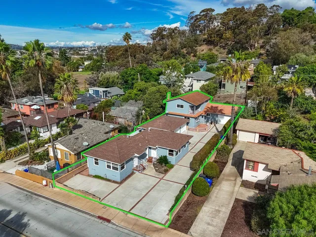 $2,700,000 | 2634 Juan Street, San Diego, CA 92110