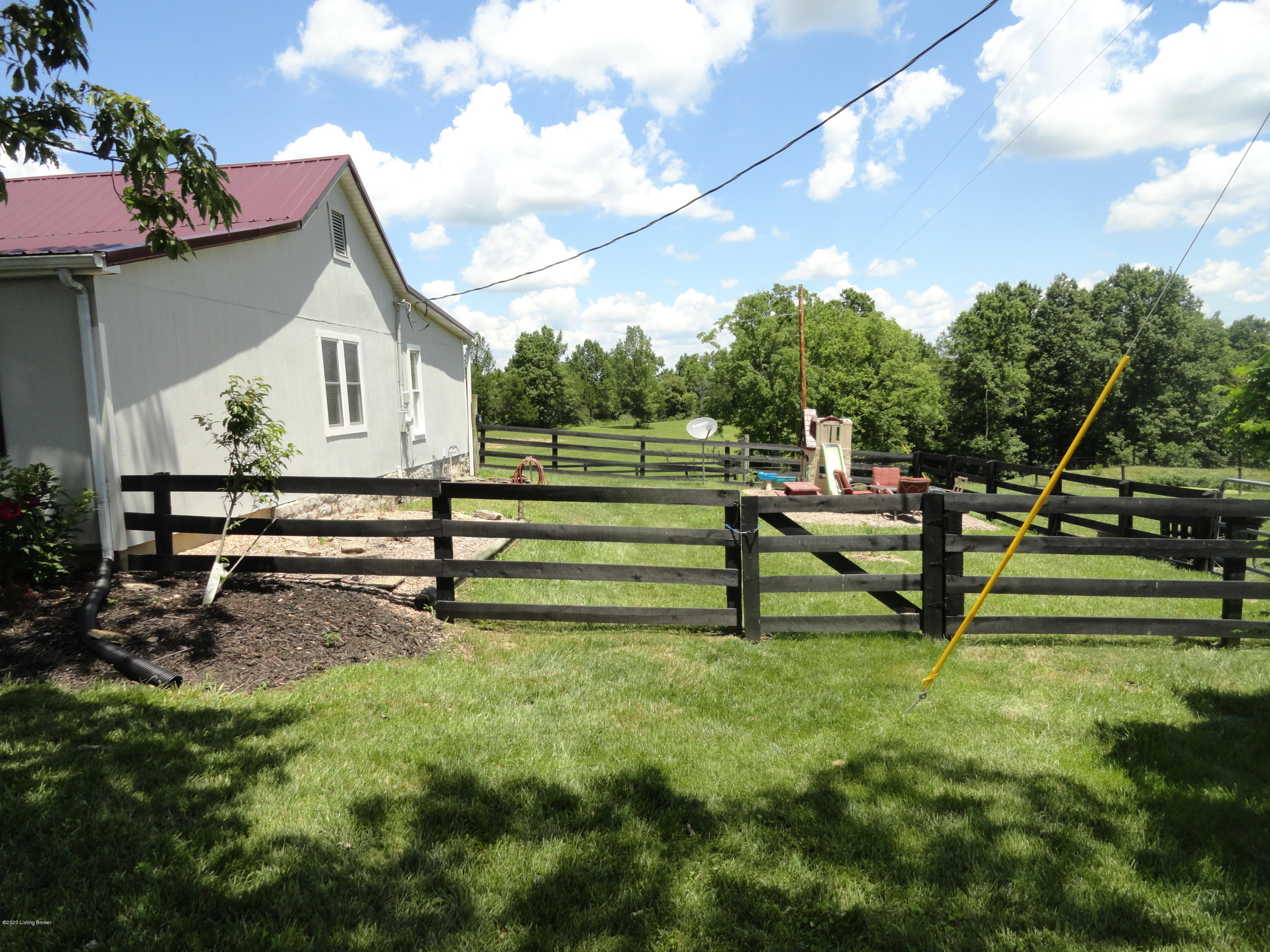 1170 Anderson City Road Lawrenceburg, KY 40342 - Photo 3 of 70 DSC03120