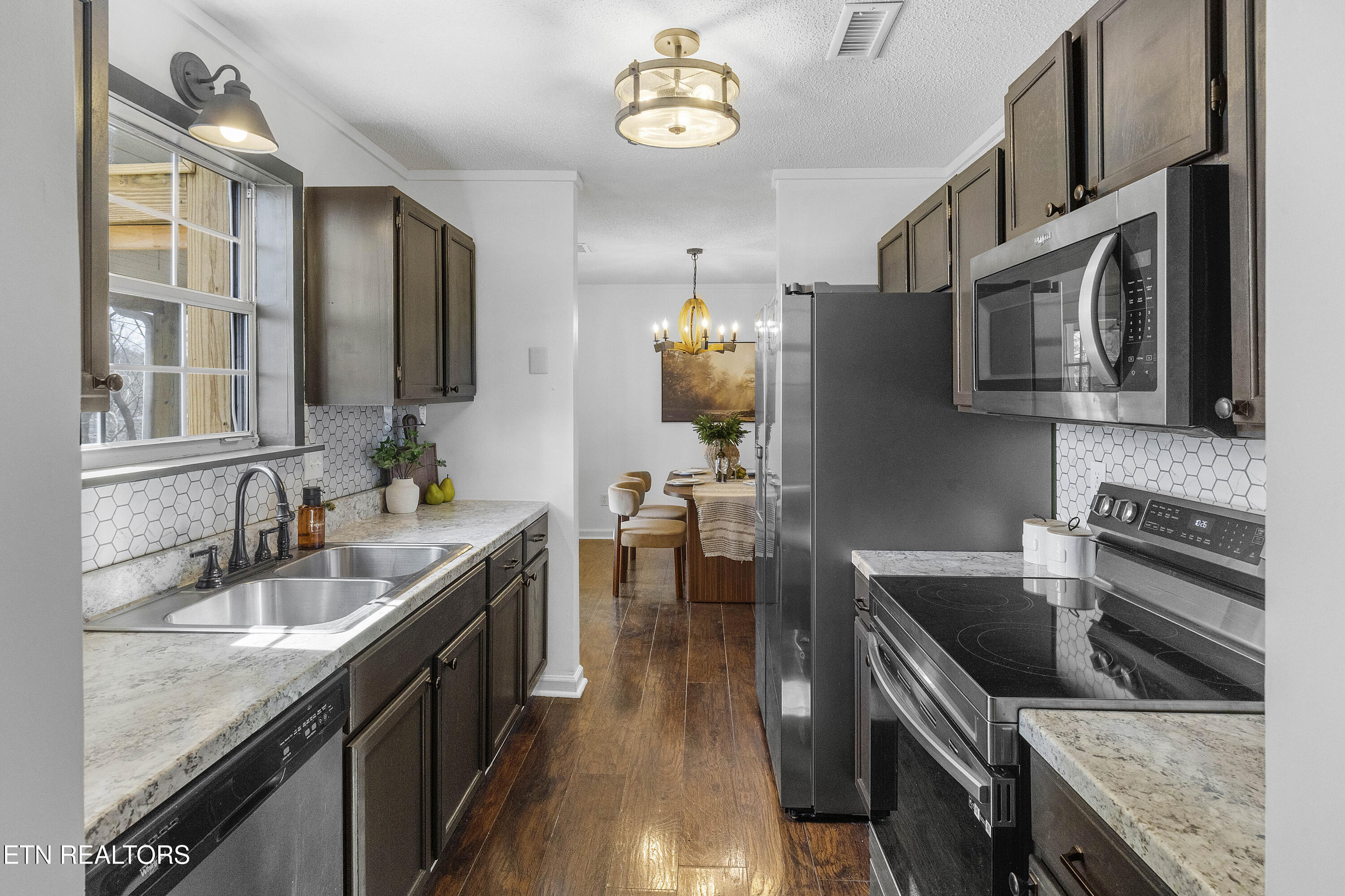 5836 Windtree Lane Knoxville, TN 37921 - Photo 16 of 35 L40A0151