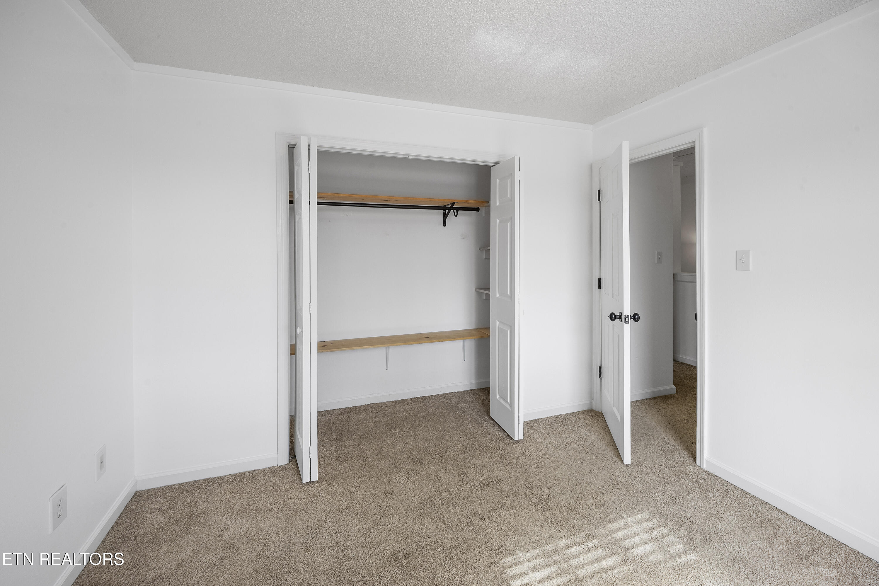 5836 Windtree Lane Knoxville, TN 37921 - Photo 31 of 35 L40A0201