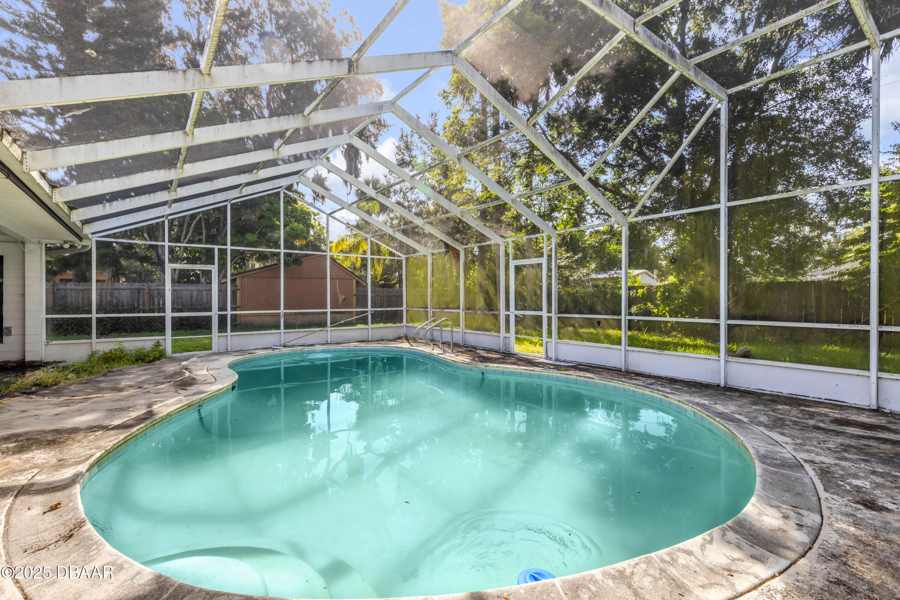 913 Valencia Road South Daytona, FL 32119 - Photo 3 of 30 c - Backyard (4)