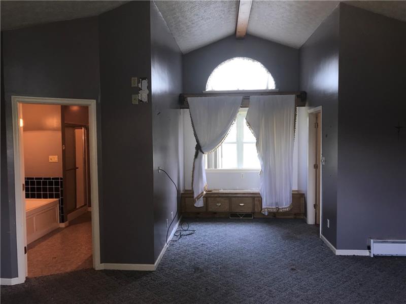 381 Donham Road Greensboro, PA 15338 - Photo 12 of 24