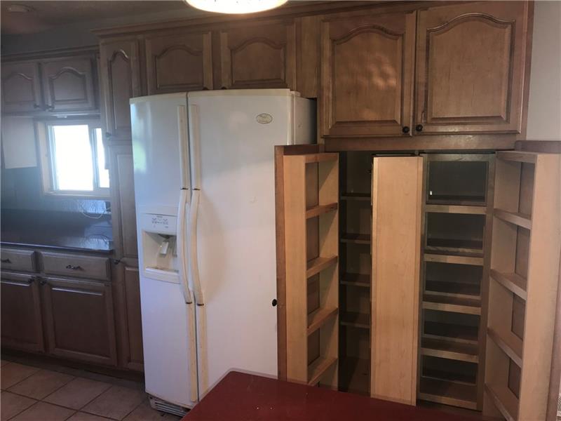 381 Donham Road Greensboro, PA 15338 - Photo 6 of 24