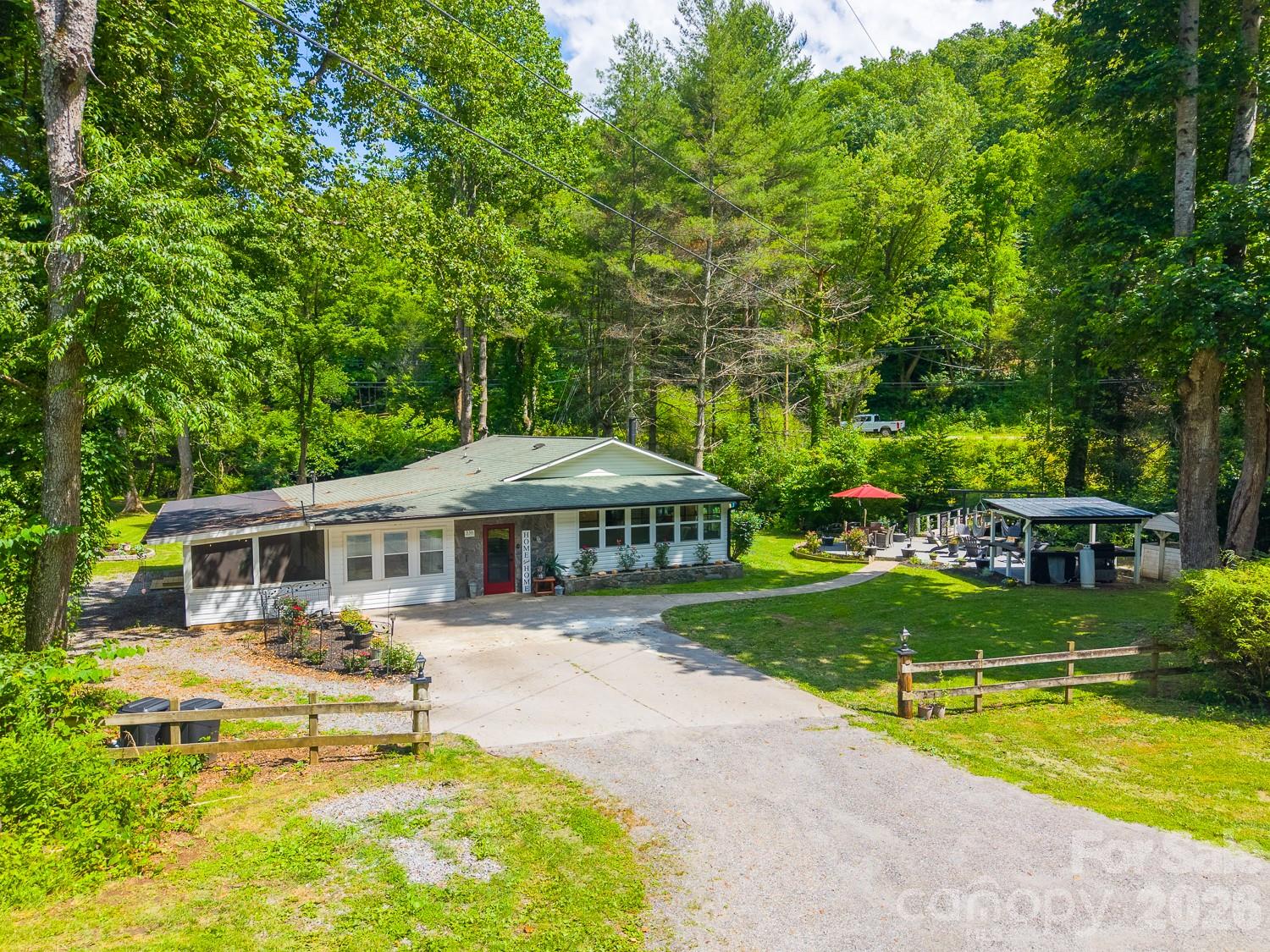 336 Greens Creek Road Sylva, NC 28779 - Photo 7 of 35