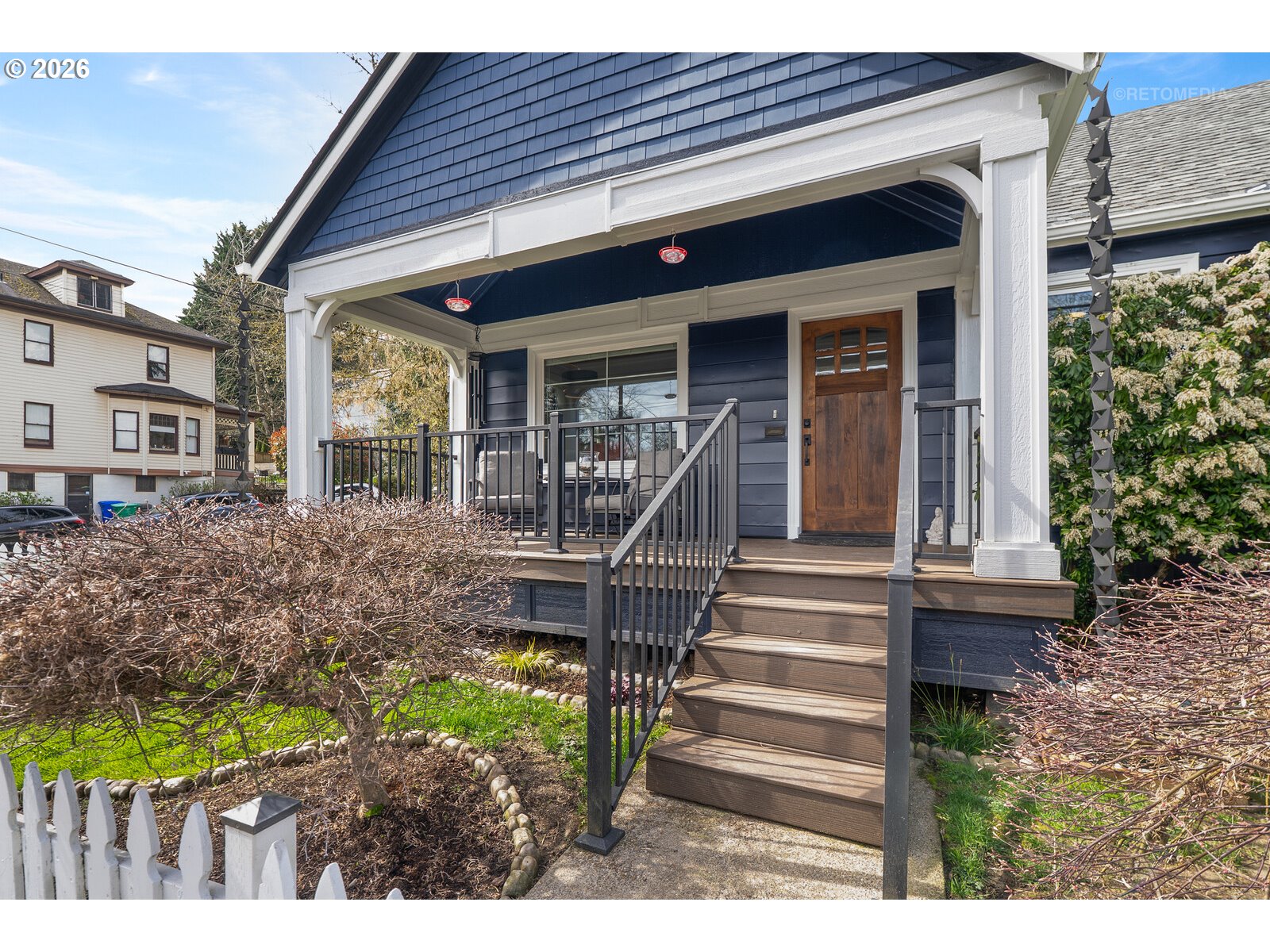 6733 South Virginia Avenue Portland, OR 97219 - Photo 4 of 28