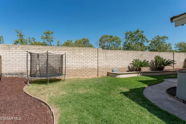 $745,000 | 947 Meadowlark Drive, Fillmore, CA 93015