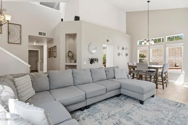 $745,000 | 947 Meadowlark Drive, Fillmore, CA 93015