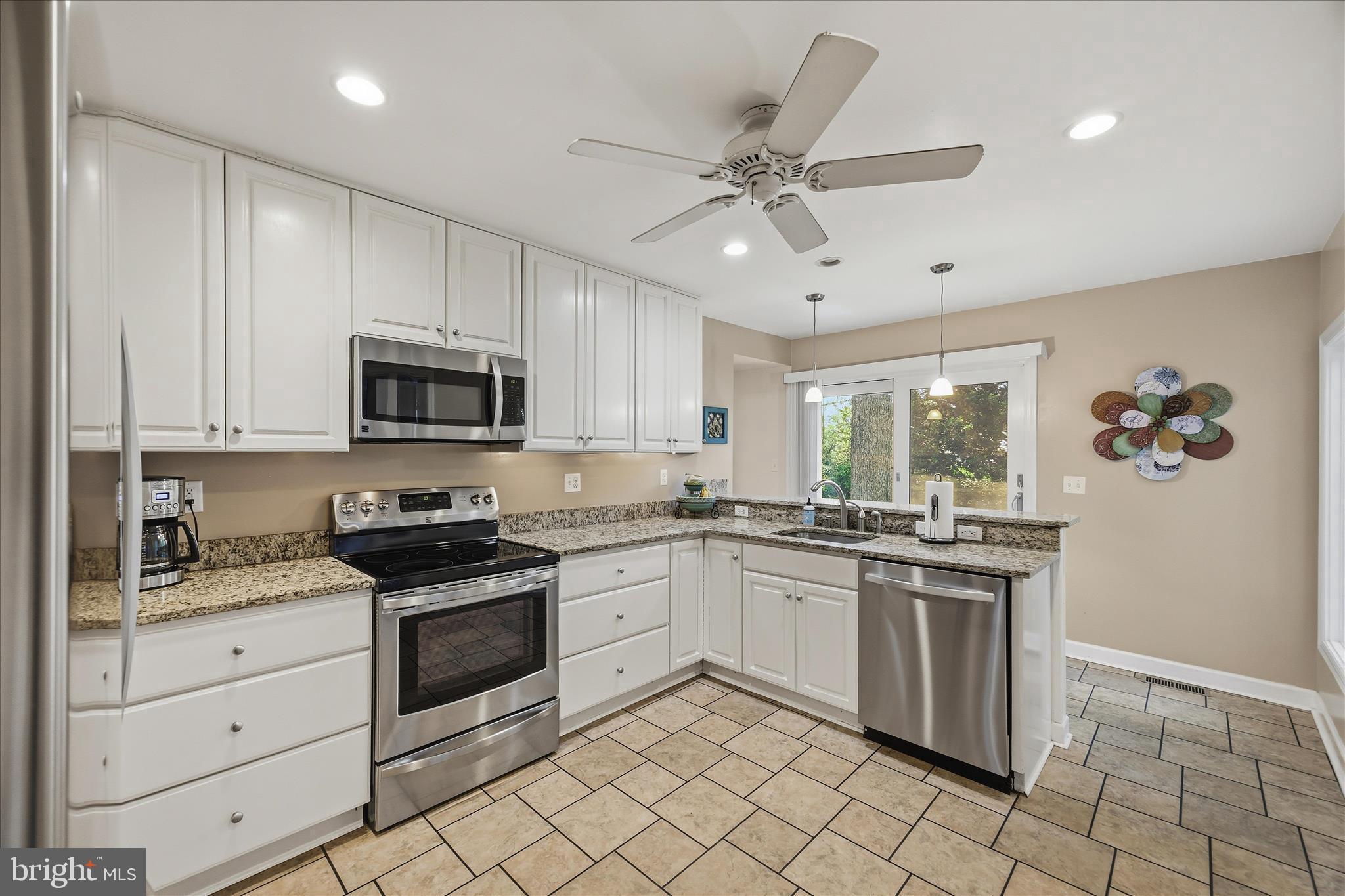503 Forest View Road Linthicum Heights, MD 21090 - Photo 14 of 44