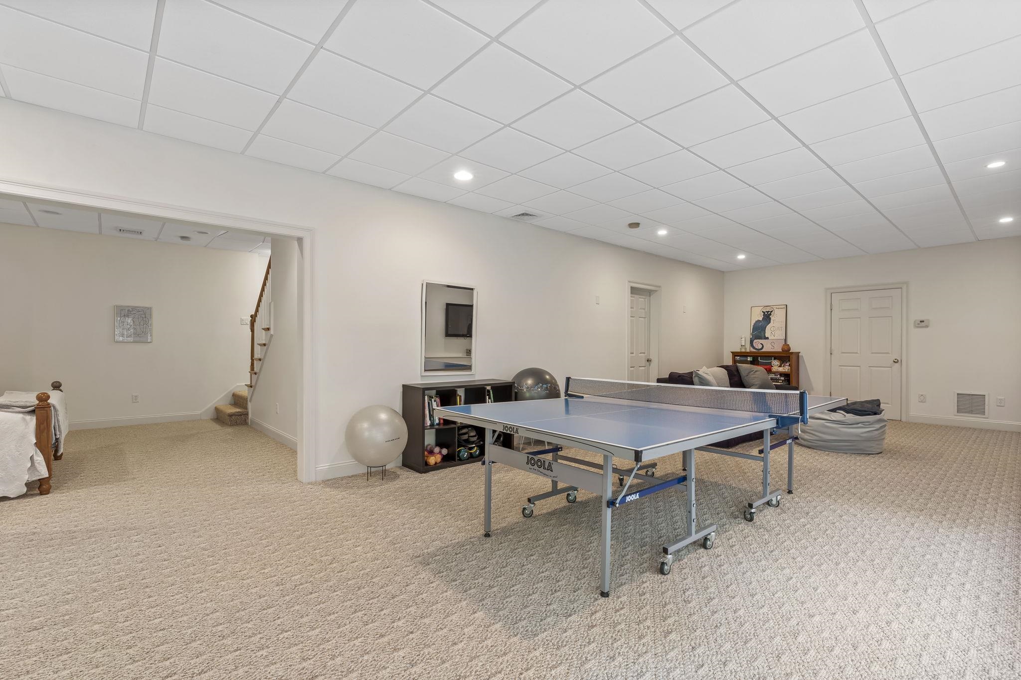 10 Poplar Road Windham, NH 03087 - Photo 50 of 60