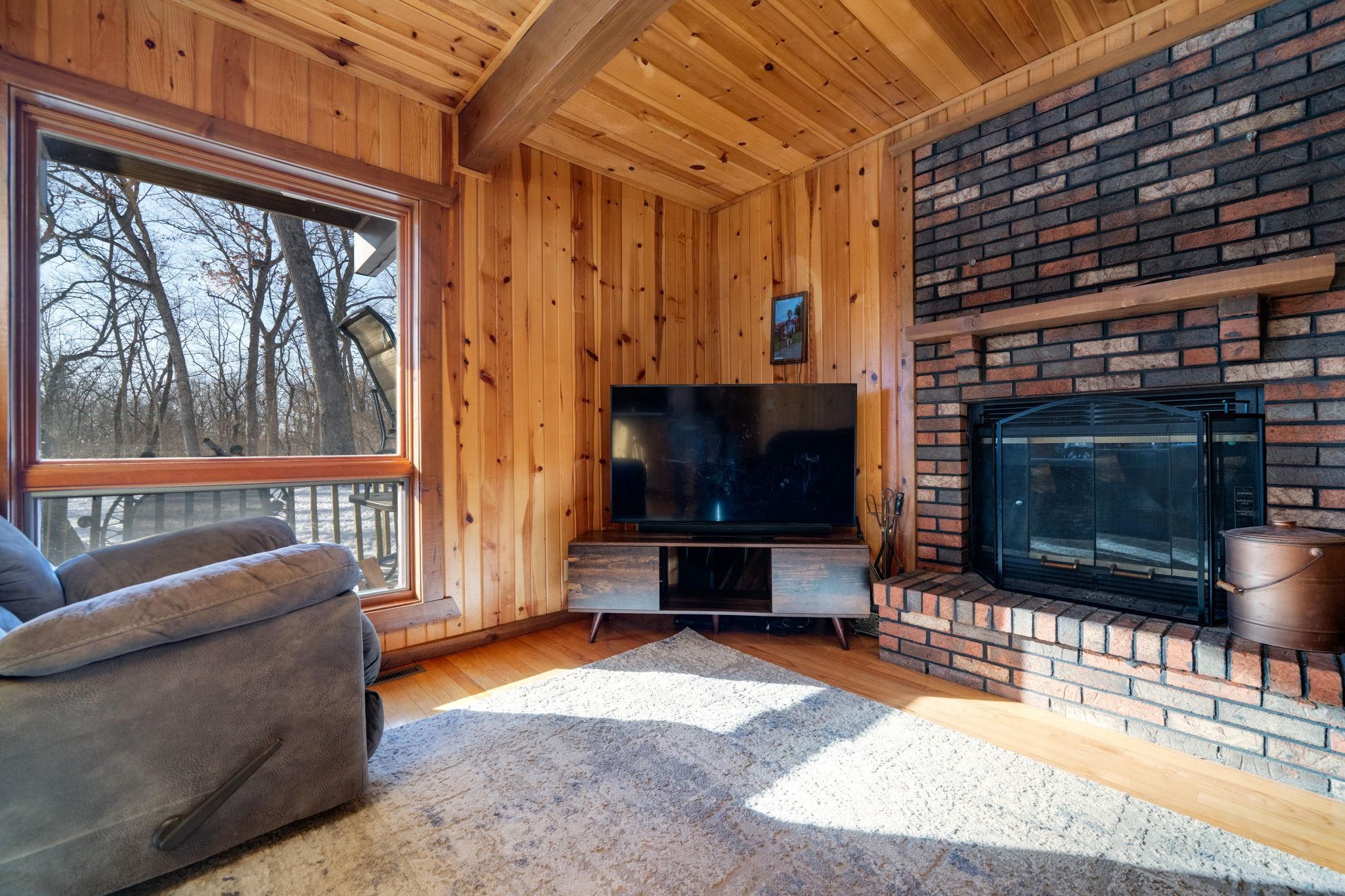 325 Rochester Road Northeast Poplar Grove, IL 61065 - Photo 11 of 34