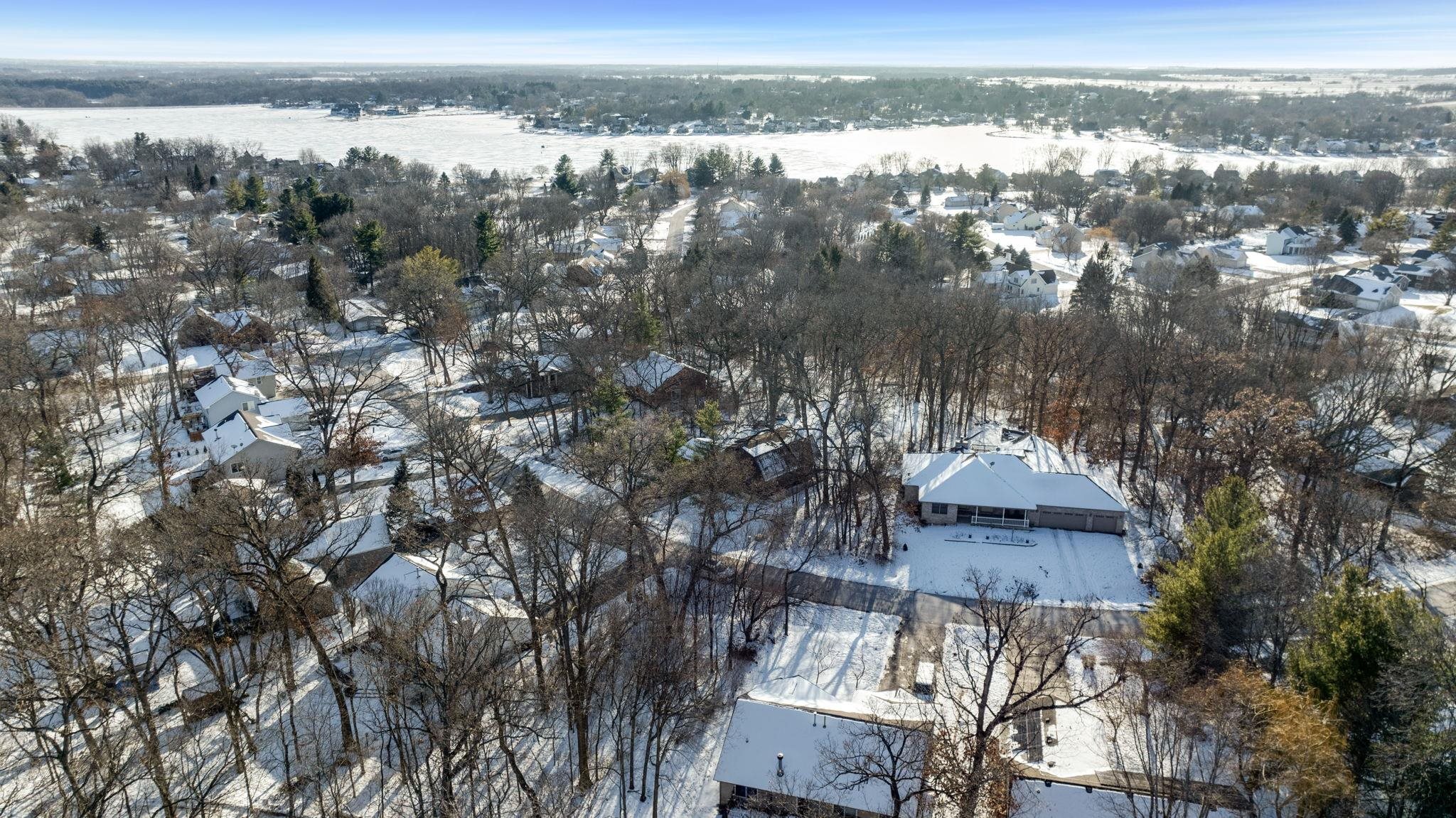 325 Rochester Road Northeast Poplar Grove, IL 61065 - Photo 4 of 34