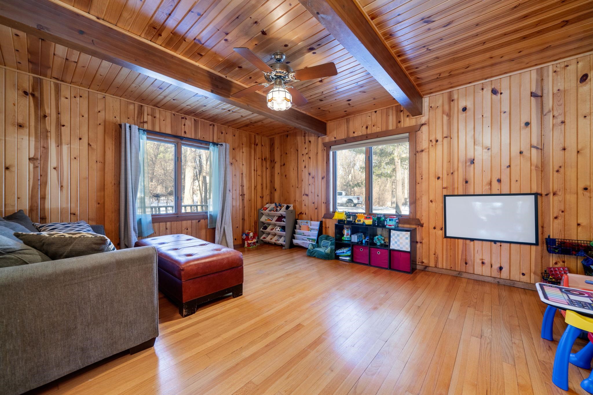 325 Rochester Road Northeast Poplar Grove, IL 61065 - Photo 8 of 34