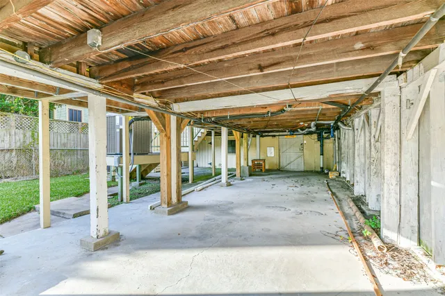 a view of porch with a ceiling fan