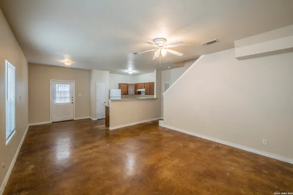 $1,249 | 7807 Kingsbury Way, Unit 4, San Antonio, TX 78240