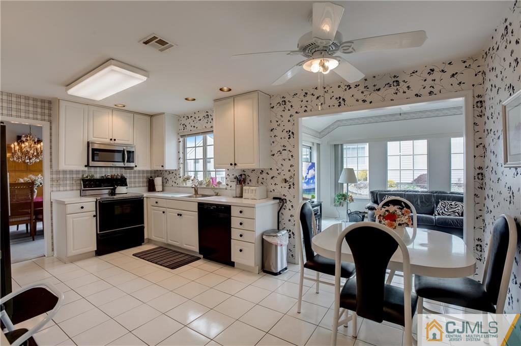 -792 E Pompton Road Monroe Township, NJ 08831 - Photo 14 of 29 Gallery Image 14