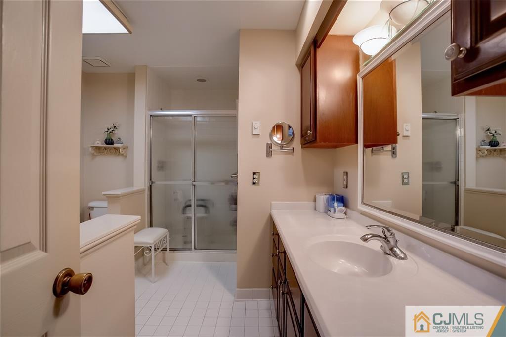 -792 E Pompton Road Monroe Township, NJ 08831 - Photo 22 of 29 Gallery Image 22