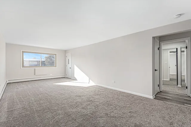 $159,900 | 1320 B Lore Lane, Unit 208, Lombard, IL 60148