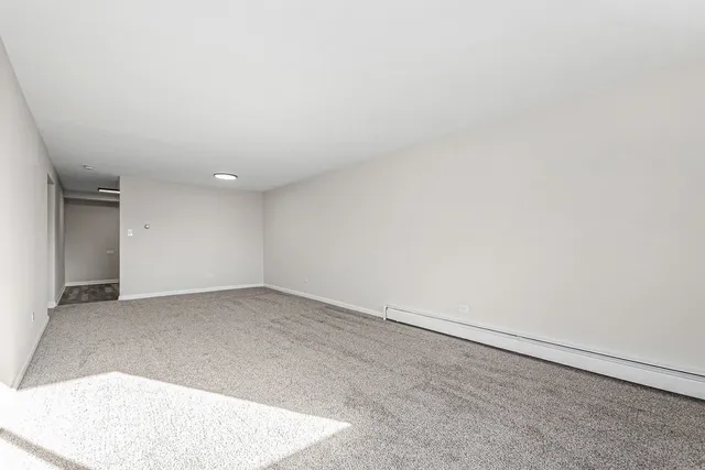 $159,900 | 1320 B Lore Lane, Unit 208, Lombard, IL 60148