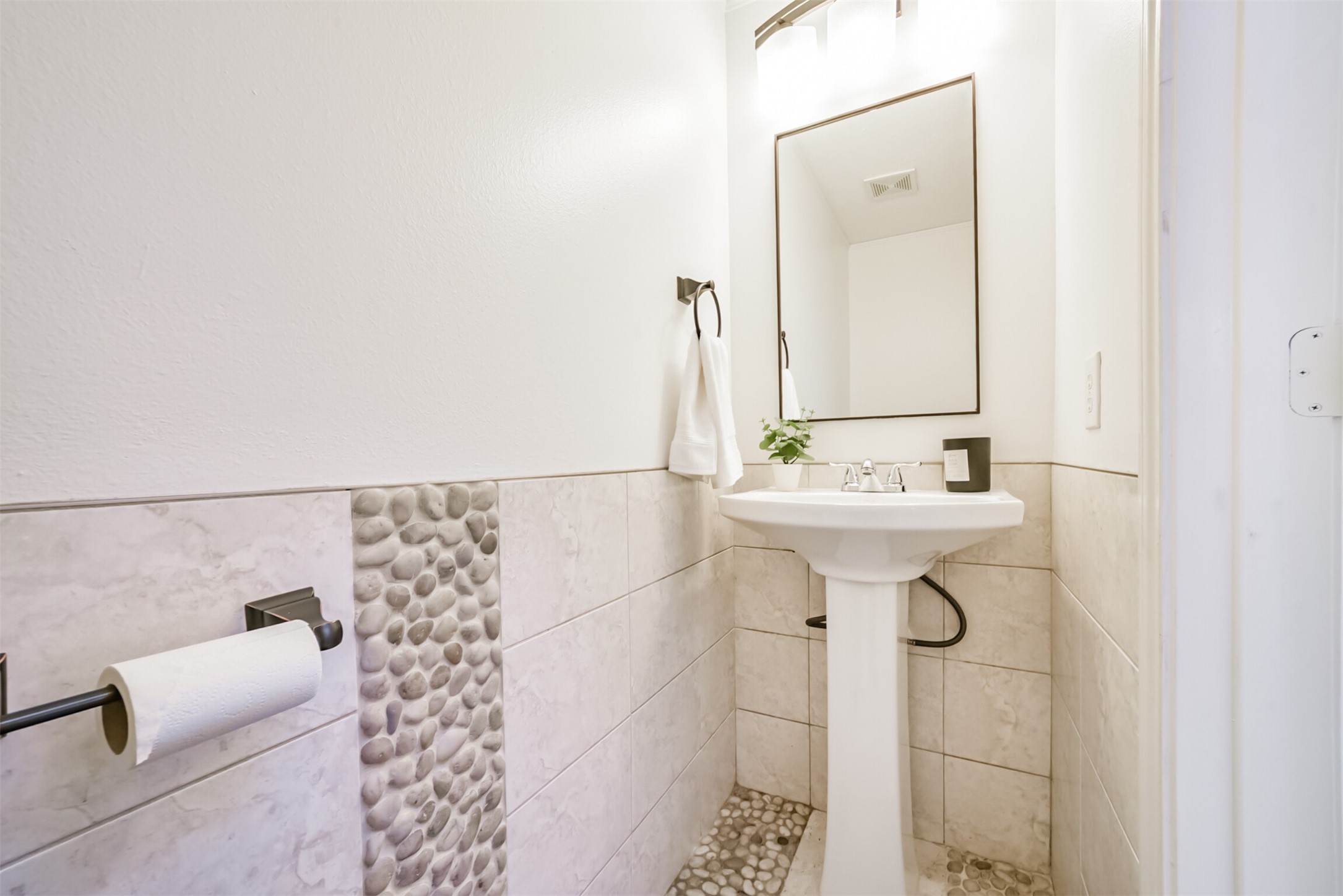 11823 Keystone Spring Way Houston, TX 77089 - Photo 6 of 14