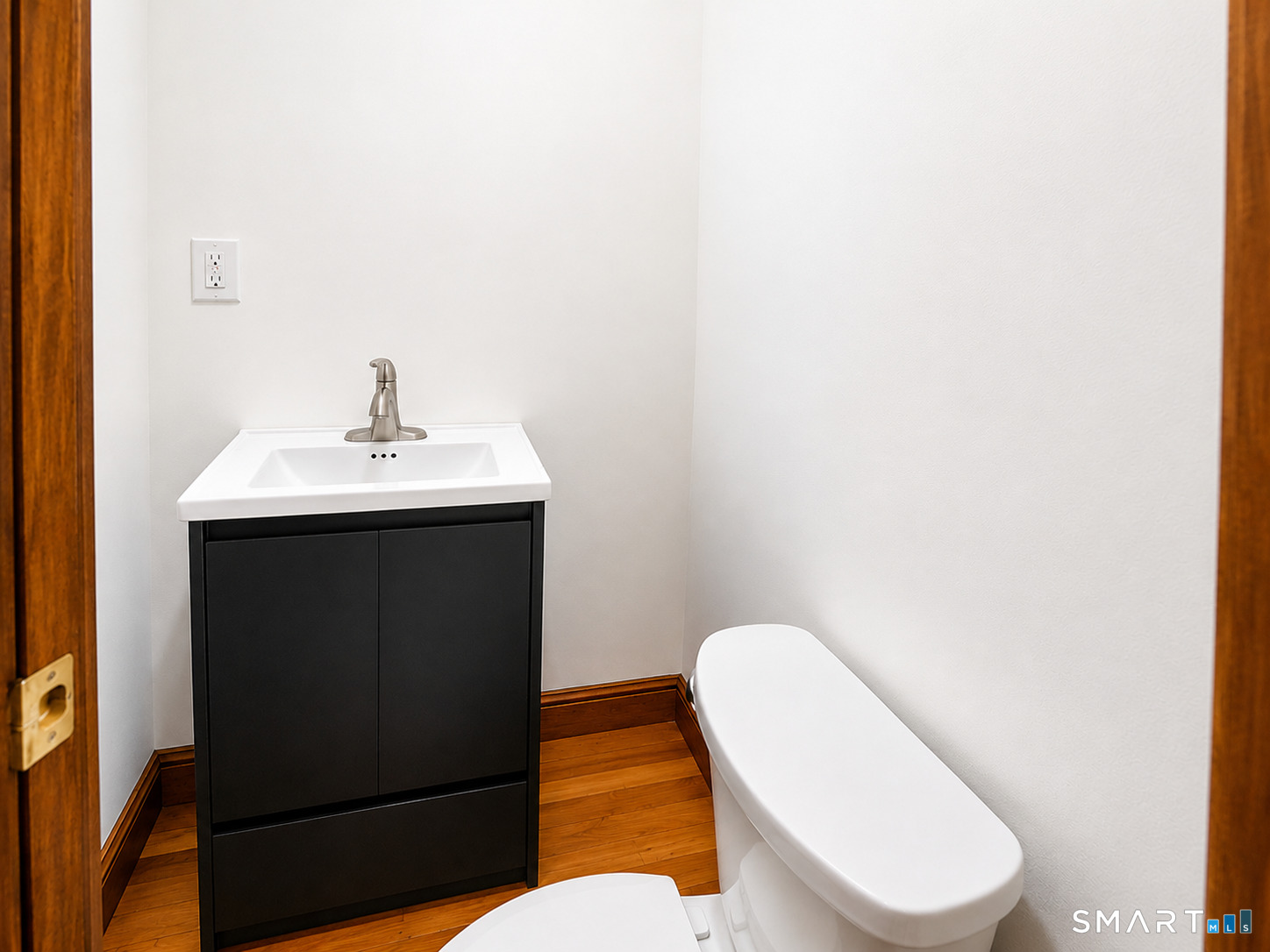88 Coniston Avenue Waterbury, CT 06708 - Photo 14 of 39