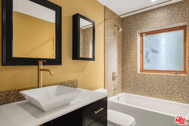 $12,999 | 1929 Curson Place, Los Angeles, CA 90046