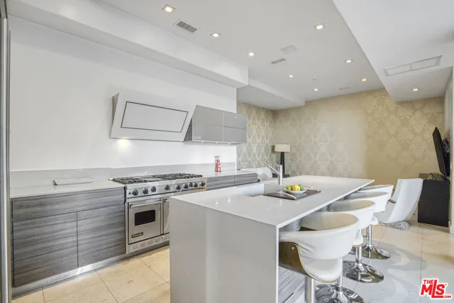 $12,999 | 1929 Curson Place, Los Angeles, CA 90046