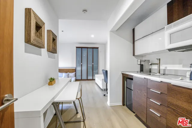 $12,999 | 1929 Curson Place, Los Angeles, CA 90046