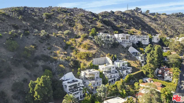 $12,999 | 1929 Curson Place, Los Angeles, CA 90046