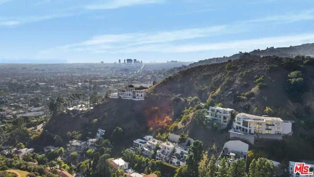 $12,999 | 1929 Curson Place, Los Angeles, CA 90046