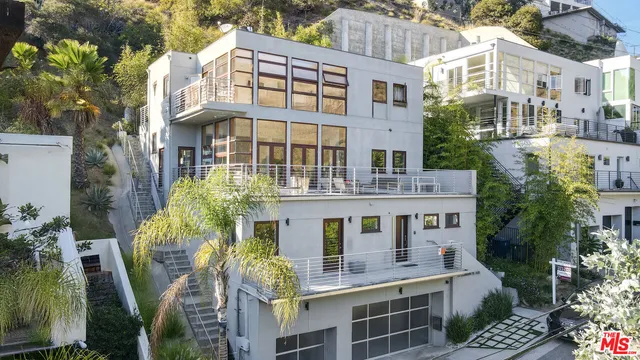 $12,999 | 1929 Curson Place, Los Angeles, CA 90046