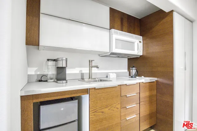 $12,999 | 1929 Curson Place, Los Angeles, CA 90046