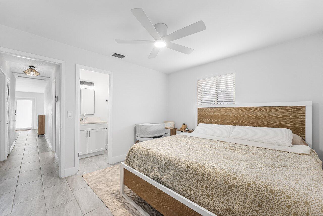 5923 Mango Road West Palm Beach, FL 33413 - Photo 22 of 34 022-5923MangoRoad-WestPalmBeach-FL-33413