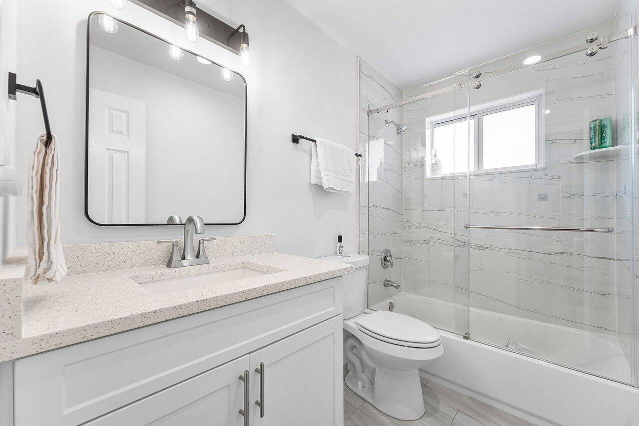 5923 Mango Road West Palm Beach, FL 33413 - Photo 23 of 34 023-5923MangoRoad-WestPalmBeach-FL-33413