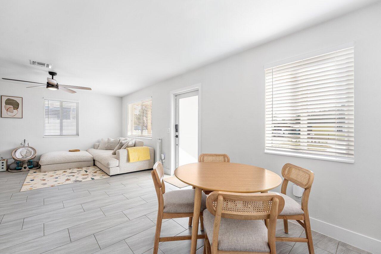 5923 Mango Road West Palm Beach, FL 33413 - Photo 9 of 34 009-5923MangoRoad-WestPalmBeach-FL-33413