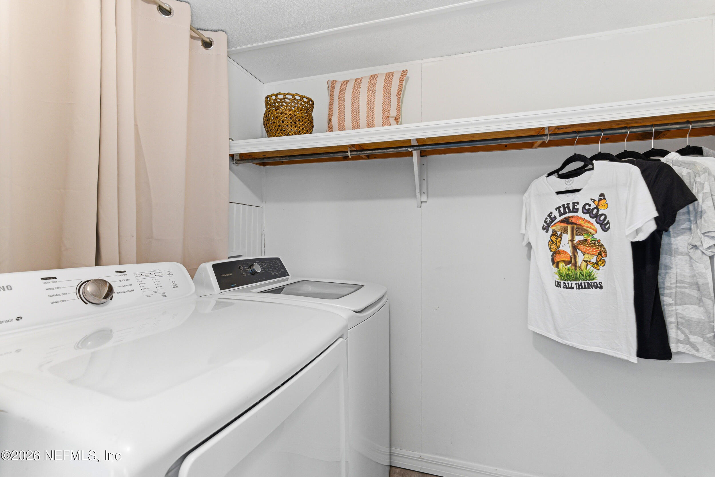 115 Lake Susan Road Hawthorne, FL 32640 - Photo 23 of 62 Laundry Room