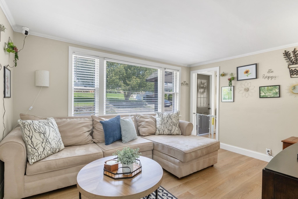 90 Manning Street Hudson, MA 01749 - Photo 10 of 38