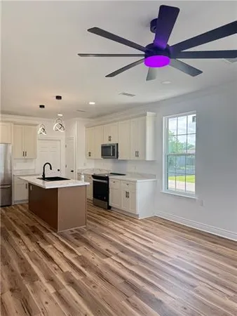$295,000 | 728 5th Avenue, Harvey, LA 70058