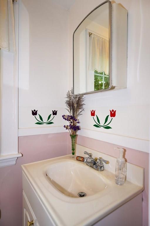8 Ronaele Road Medford, MA 02155 - Photo 13 of 35 Gallery Image 13