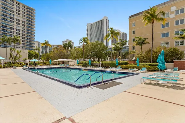 $3,200 | 3800 South Ocean Drive, Unit 519, Hollywood, FL 33019