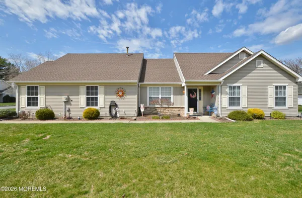 $475,000 | 2426 Crisfield Street, Toms River, NJ 08755