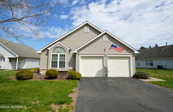 $475,000 | 2426 Crisfield Street, Toms River, NJ 08755