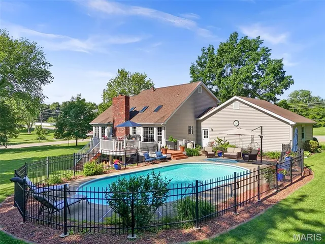 $550,000 | 2132 Bates Road, O'Fallon, MO 63368