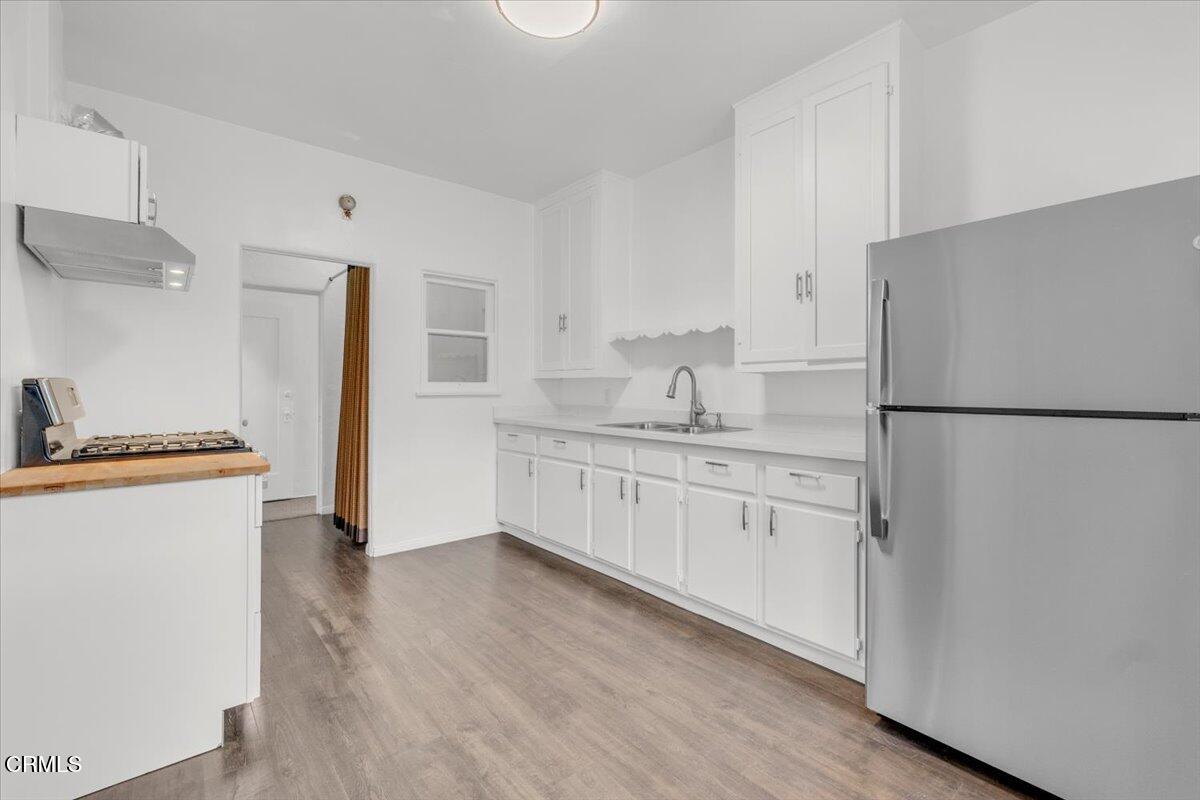 368 Monterey Road, Unit 370 5 South Pasadena, CA 91030 - Photo 19 of 32 Kitchen