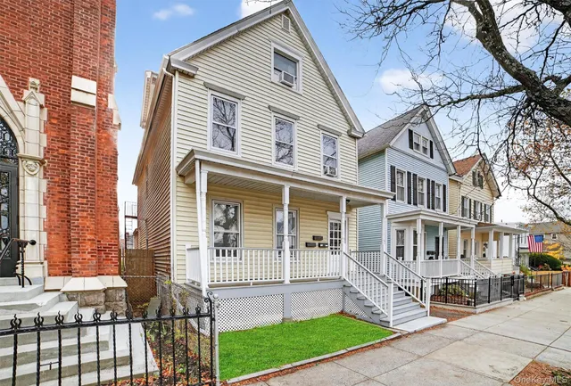 $949,000 | 140 Beekman Avenue, Sleepy Hollow, NY 10591