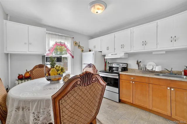 $949,000 | 140 Beekman Avenue, Sleepy Hollow, NY 10591